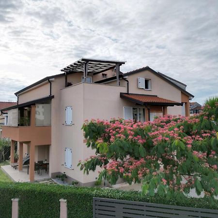 Premium Apartments Tade Funtana Exterior photo